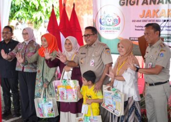 Munjirin Dampingi Rano Karno Luncurkan Program Gigi Anak Sehat di Jakarta Timur