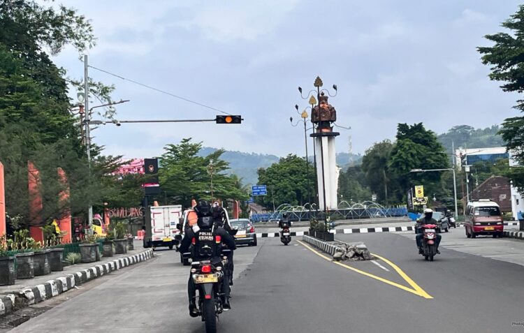 Patroli Dialogis Ngabuburit, Polres Sumedang Hadir Jaga Kamtibmas Jelang Berbuka