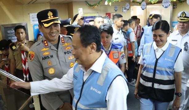 Pelayanan dan Pengamanan, Wamen PAN-RB dan Wamenhub, Tinjau Kapal KM. Labobar Jelang Arus Mudik Lebaran 2026