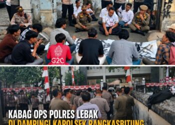 Kabag Ops Polres Lebak di Dampingi Kapolsek Rangkasbitung Giat PAM Aksi Unras di Kantor DPMPTSP Lebak